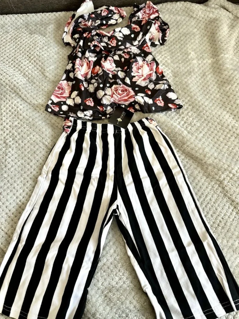 Girls Size 6 Floral Top Striped Wide Leg Pants 2 Piece Set NWT 0517